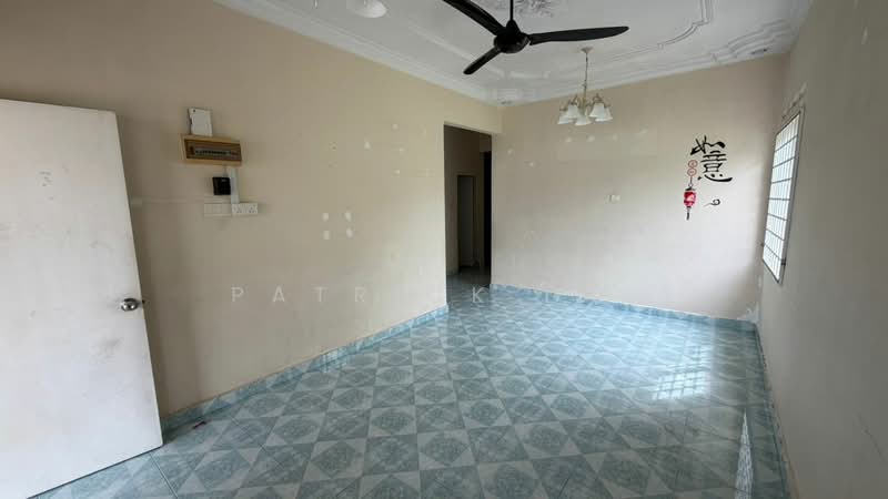 Cluster House for Sale in Kota Masai (Pasir Gudang) - Patrick Lai - Living Room - PropertyGuru.com.my
