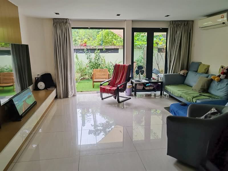 Rumah Teres 2 Tingkat untuk Dijual di Taman Mastiara (Jalan Ipoh) - BC TAN - Living Room - PropertyGuru.com.my