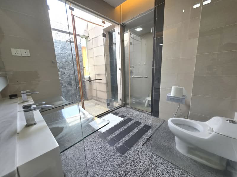 Rumah Berkembar untuk Dijual di Taman Bukit Segar (Cheras) - Ken Lew - Bathroom - PropertyGuru.com.my