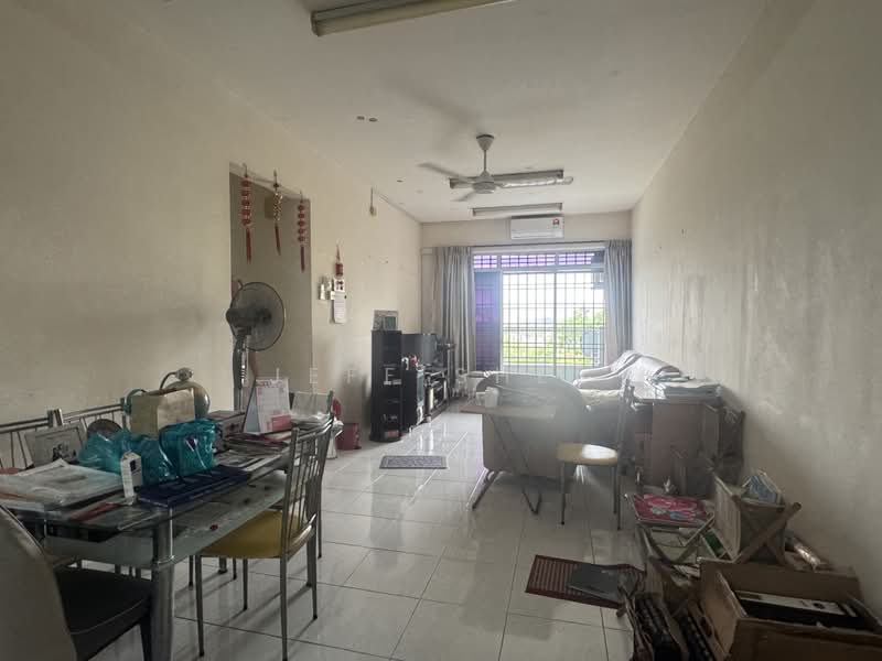 Apartment for Sale at Sri Akasia - Jeff Shee - Living Room - PropertyGuru.com.my