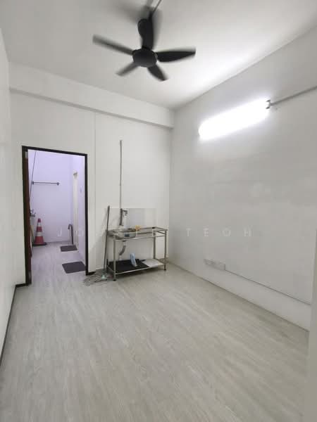 Kedai untuk Disewa di Raja Uda (Butterworth) - Jossie Teoh - Interior - PropertyGuru.com.my