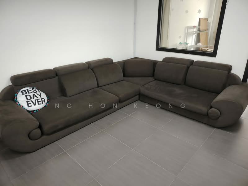 Kedai / Pejabat untuk Disewa di Puchong (Selangor) - Ng Hon Keong - Living Room - PropertyGuru.com.my