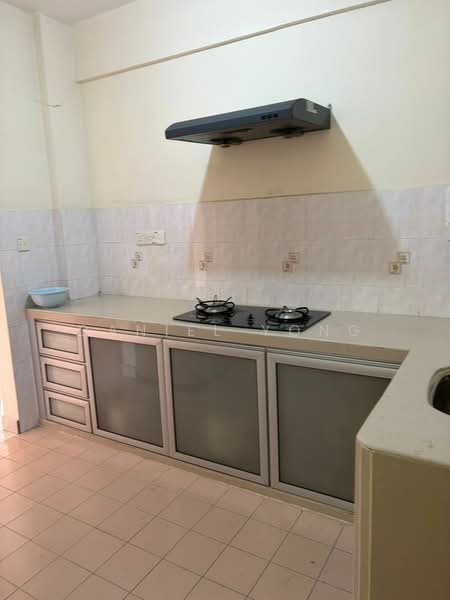 Pangsapuri untuk Dijual di Vista Seri Alam - Daniel Yong - Kitchen - PropertyGuru.com.my