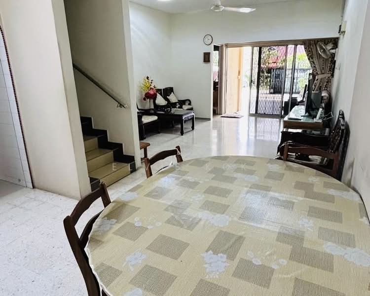 Rumah Teres 2 Tingkat untuk Dijual di Taman Sri Segambut (Segambut) - Elvis Kok - Living Room - PropertyGuru.com.my