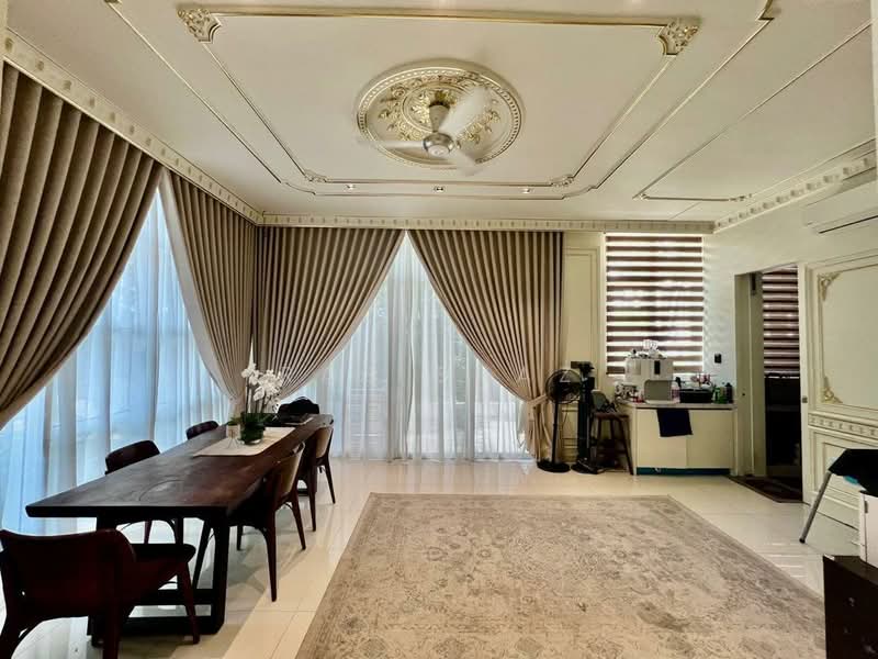 Semi-Detached House for Sale in Ampang Jaya (Ampang) - Ras Shaz - Dining Room - PropertyGuru.com.my