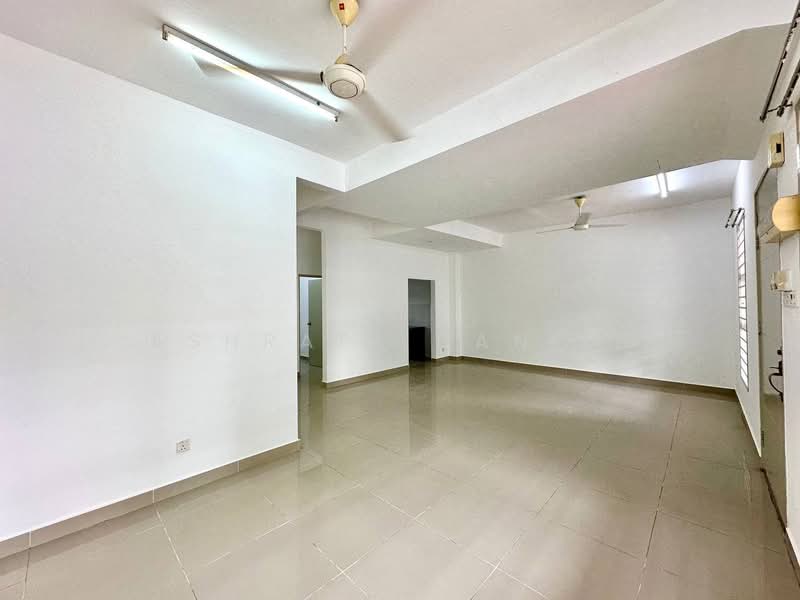 2-storey Terraced House for Sale in Taman Saga Emas (Kajang) - Ashraff Daniel - Interior - PropertyGuru.com.my
