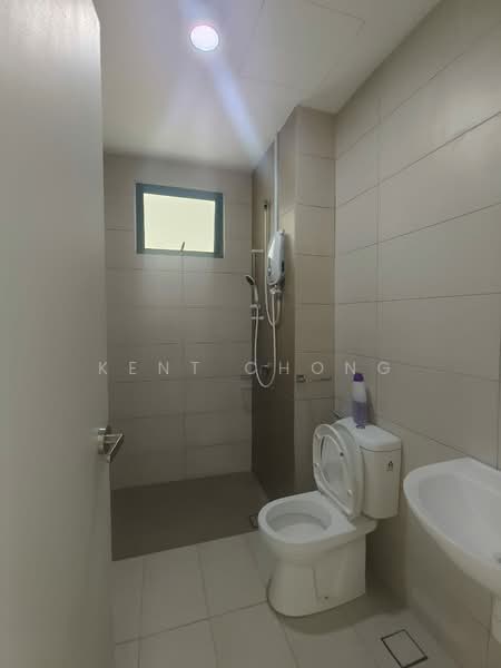 Kondominium untuk Dijual di Rumbia Residence - Kent Chong - Bathroom - PropertyGuru.com.my