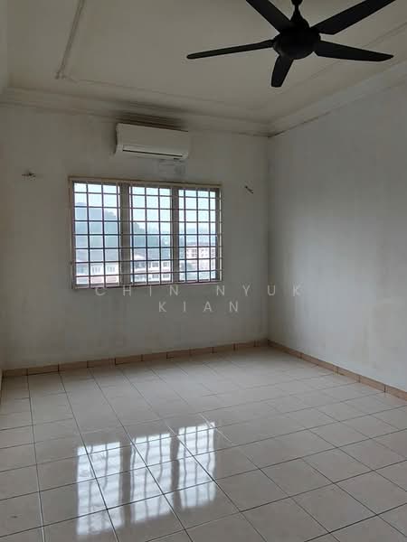 Pangsapuri untuk Disewa di Pangsapuri Bayu Suria (Summerfields Apartments) - Chin Nyuk Kian - Interior - PropertyGuru.com.my