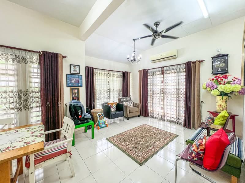 Semi-Detached House for Sale in Nilai Impian (Nilai) - Ashraff Daniel - Living Room - PropertyGuru.com.my