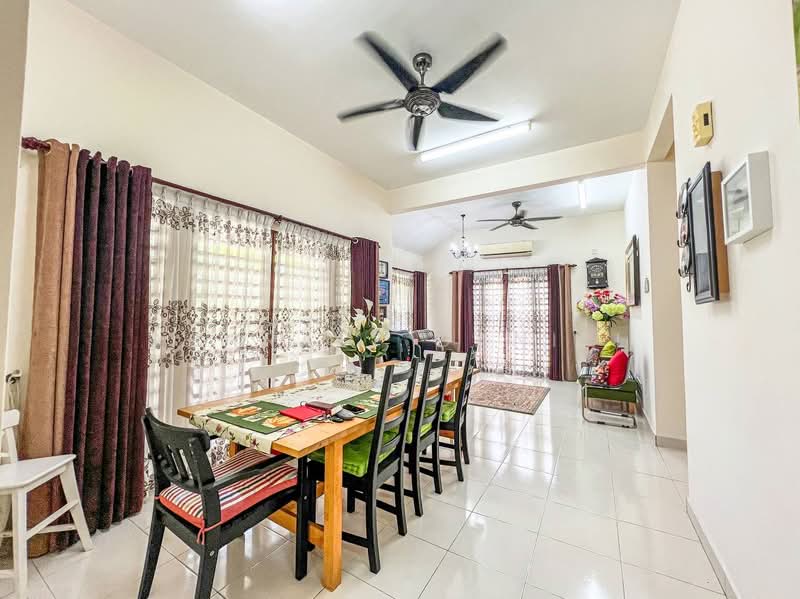 Semi-Detached House for Sale in Nilai Impian (Nilai) - Ashraff Daniel - Dining Room - PropertyGuru.com.my