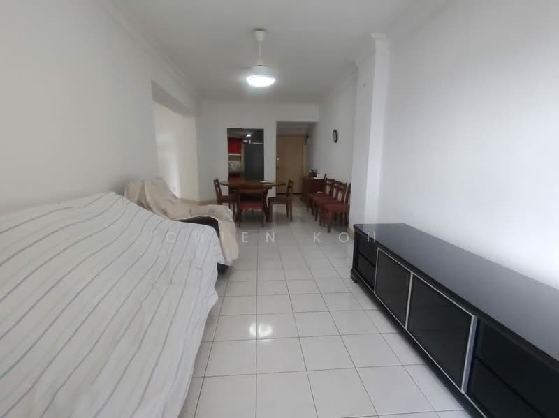 Kondominium untuk Dijual di Pantai Panorama Condominiums - Chien Koh - Living Room - PropertyGuru.com.my