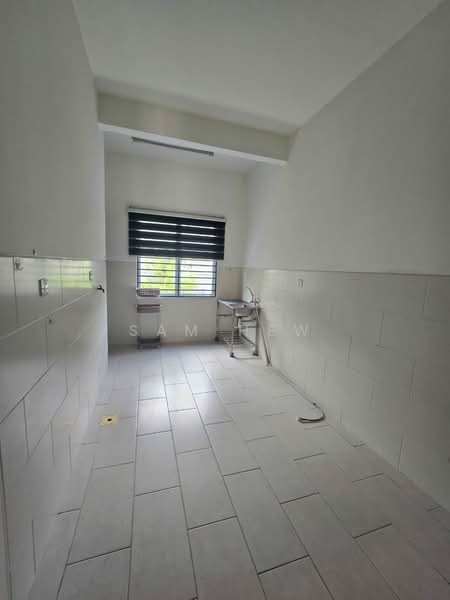 Rumah Teres 2 Tingkat untuk Disewa di Bandar Baru Bangi (Selangor) - Sam Hew - Kitchen - PropertyGuru.com.my