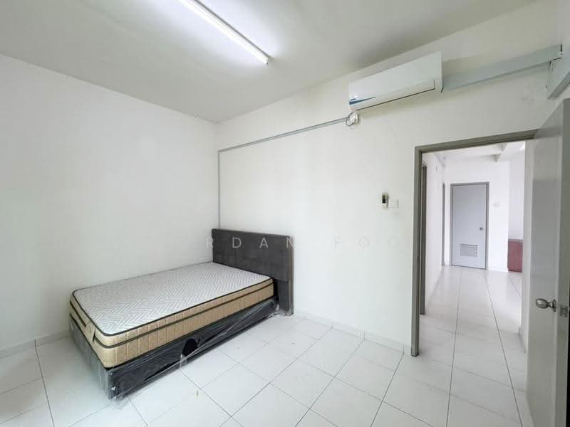 Condominium for Sale at The Golden Triangle Condominium - Jordan Foo - Bedroom - PropertyGuru.com.my