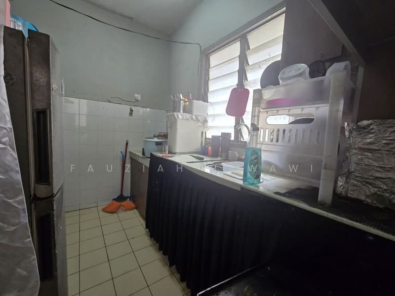 Rumah Flat untuk Dijual di Bandar Tasik Selatan (Low Cost) - Fauziah Nawawi - Kitchen - PropertyGuru.com.my