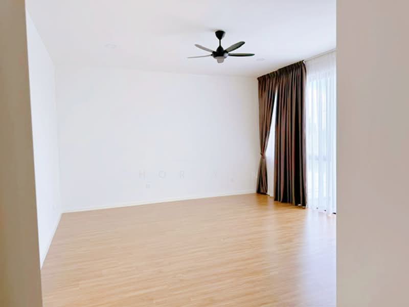 Rumah Teres 2 Tingkat untuk Dijual di Banting (Selangor) - Hor Yan - Living Room - PropertyGuru.com.my