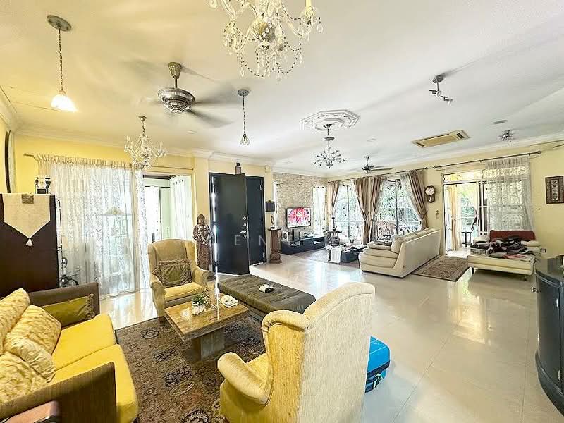 Semi-Detached House for Sale in Ara Damansara (Selangor) - Vincent Liaw - Living Room - PropertyGuru.com.my