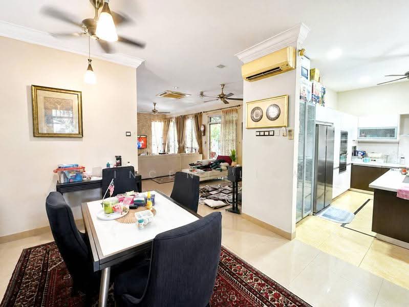 Semi-Detached House for Sale in Damansara Legenda (Ara Damansara) - Vincent Liaw - Living Room - PropertyGuru.com.my