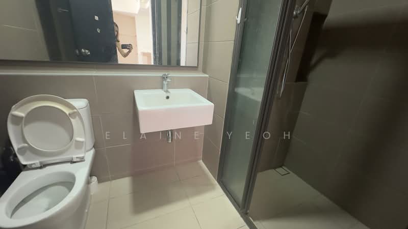 Servis Apartment untuk Disewa di The Tamarind - Elaine Yeoh - Bathroom - PropertyGuru.com.my