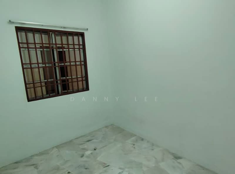 Terraced House for Sale in Bandar Putra Permai (Seri Kembangan) - Danny Lee - Interior - PropertyGuru.com.my