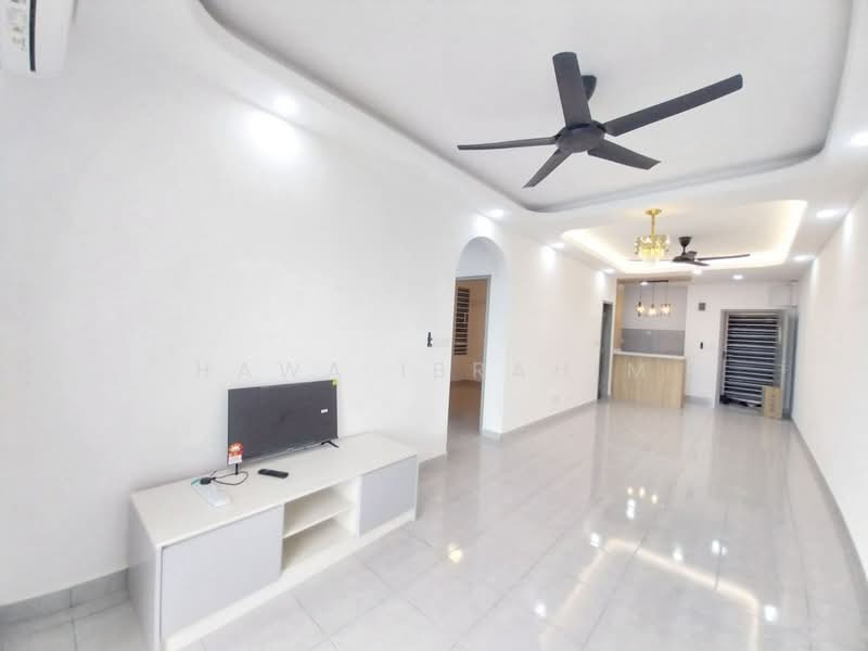 Apartment for Rent at Idaman Melur @ Cybersouth - Hawa Ibrahim - Living Room - PropertyGuru.com.my