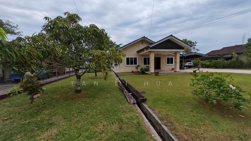 Bungalow for Sale in Sekama (Kuching) - Tan Li Hua - PropertyGuru.com.my