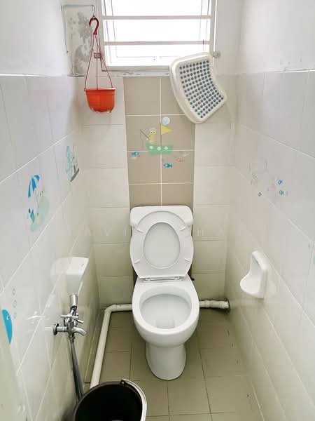 Shop for Rent in Alam Damai (Cheras) - David Chat - Bathroom - PropertyGuru.com.my