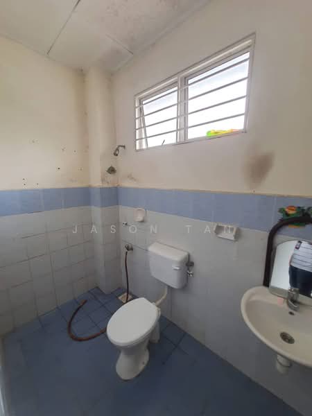 Rumah Teres 2 Tingkat untuk Dijual di Taman Puncak Jalil (Seri Kembangan) - Jason Tan - Bathroom - PropertyGuru.com.my