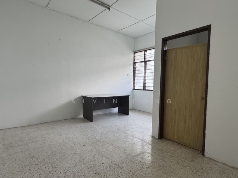 Rumah Berkembar untuk Disewa di Taman Nuri (Sungai Petani) - Calvin Fong - Master bedroom - PropertyGuru.com.my