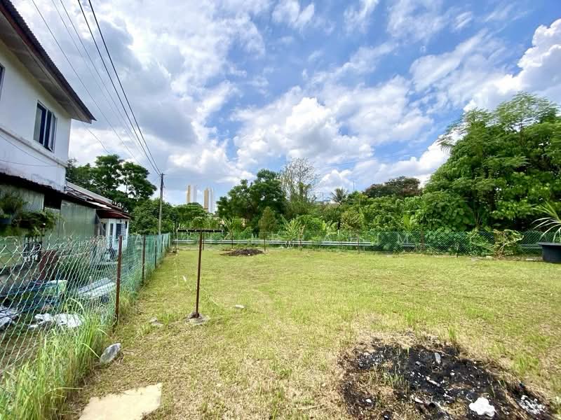 Rumah Teres 1 Tingkat untuk Dijual di Taman Langat Jaya (Bangi) - Azli Ibrahim - Exterior - PropertyGuru.com.my