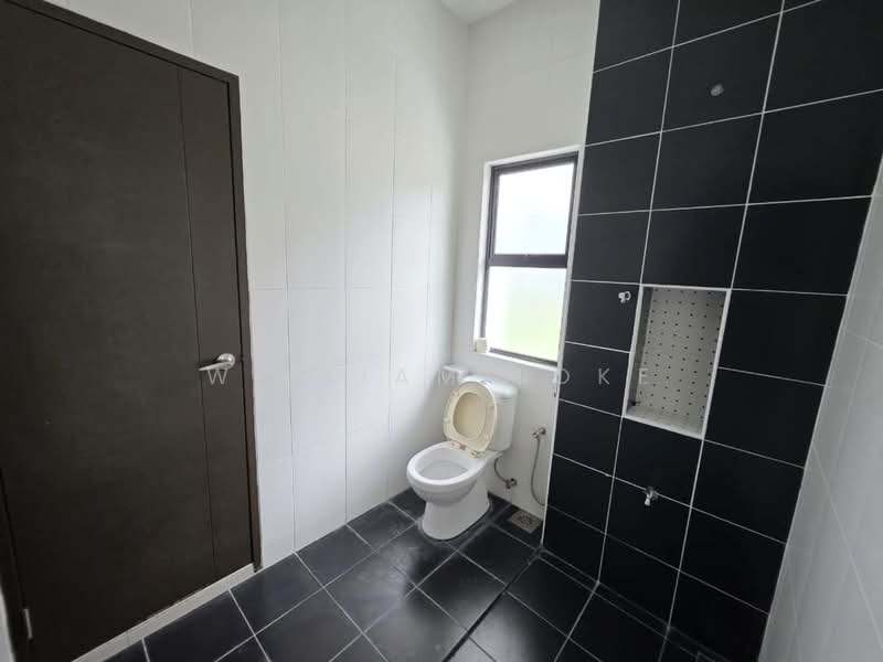 Semi-Detached House for Sale in Bukit Indah (Iskandar Puteri (Nusajaya)) - William Loke - Bathroom - PropertyGuru.com.my