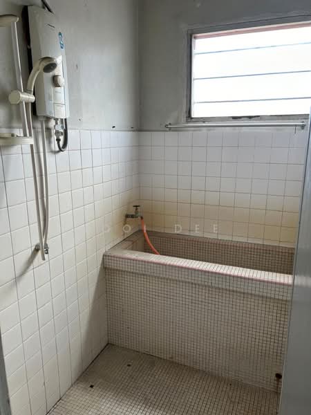 Shop / Office for Rent in Dato Keramat (George Town) - Looi Dee - PropertyGuru.com.my
