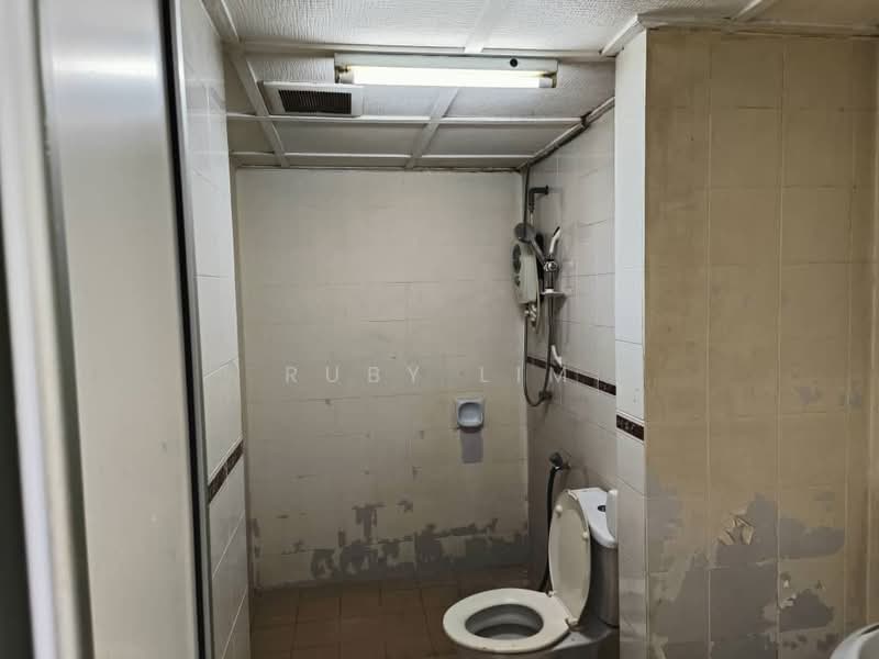 Condominium for Sale at Greenpark - Ruby Lim - Bathroom - PropertyGuru.com.my