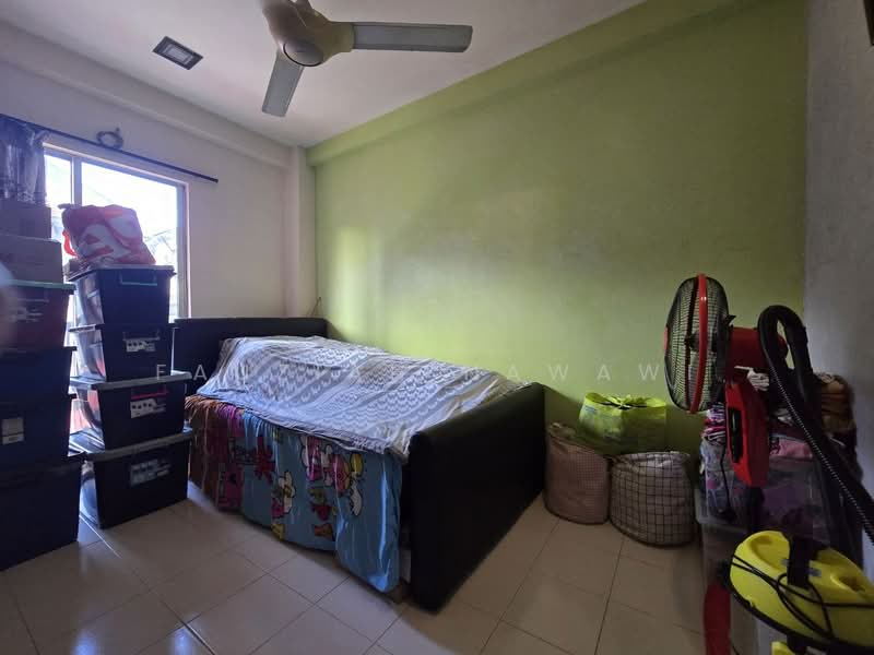 Pangsapuri untuk Dijual di Andari Townvilla - Fauziah Nawawi - Bedroom - PropertyGuru.com.my