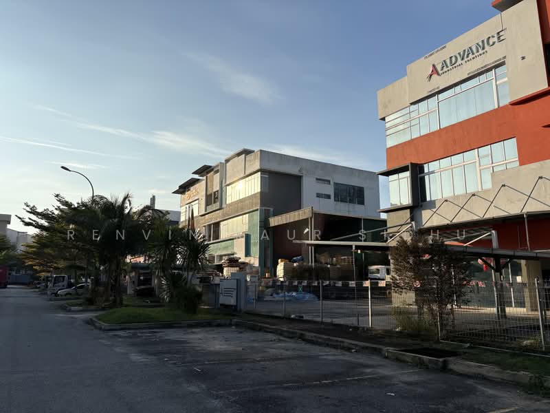 Kilang untuk Dijual di Subang Hi-Tech Industrial Park (Subang Jaya) - Renvin KAUR SIDHU - Exterior - PropertyGuru.com.my