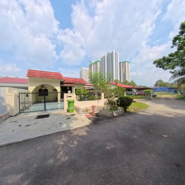 1-storey Terraced House for Sale in Taman Setapak (Setapak) - Thoriq Suparman - Exterior - PropertyGuru.com.my
