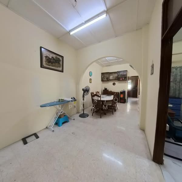 1-storey Terraced House for Sale in Taman Setapak (Setapak) - Thoriq Suparman - Dining Room - PropertyGuru.com.my