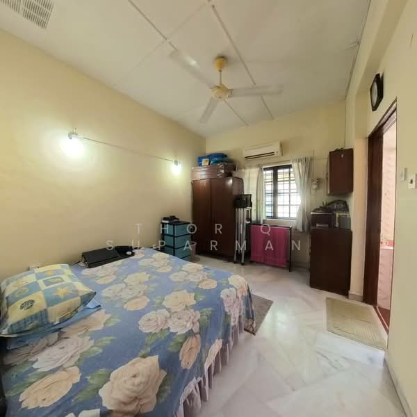 1-storey Terraced House for Sale in Taman Setapak (Setapak) - Thoriq Suparman - Bedroom - PropertyGuru.com.my