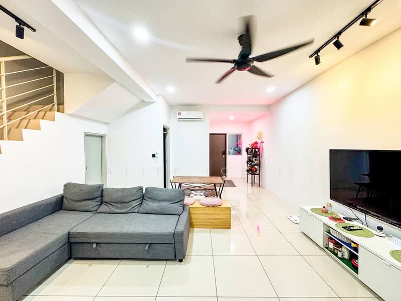 2-storey Terraced House for Sale in Puncak Alam (Selangor) - Aliff Iqbal - PropertyGuru.com.my