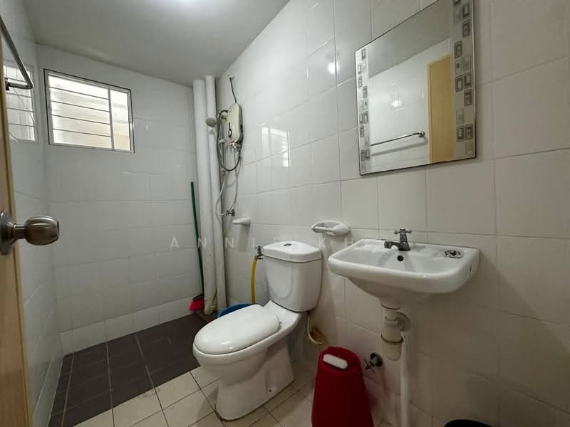Apartment for Rent at Seri Jati - Annie Kho - Bathroom - PropertyGuru.com.my