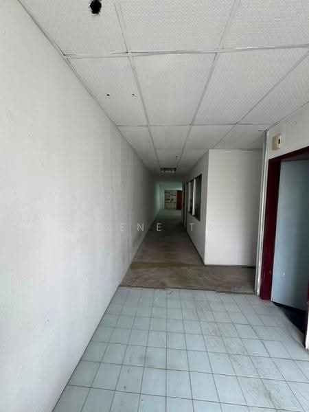 Shop for Rent in Taman Taynton View (Cheras) - Serene Tan - Corridor - PropertyGuru.com.my