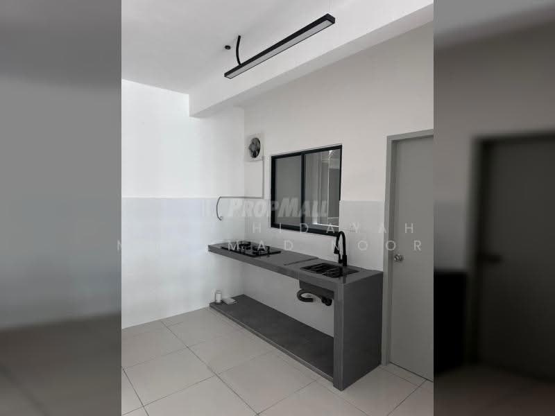 Kondominium untuk Disewa di LEA By The Hills - Noor Hidayah Mohamad Noor - Kitchen - PropertyGuru.com.my