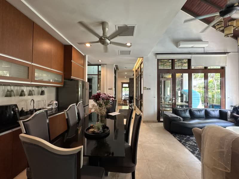 Semi-Detached House for Sale in Bukit Tunku (Kenny Hills) (Kuala Lumpur) - Feisal . - Kitchen - PropertyGuru.com.my