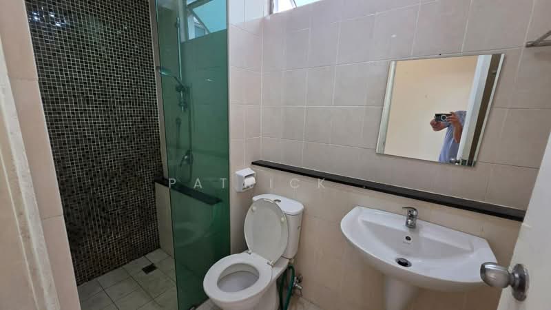 Kondominium untuk Disewa di All Seasons Park - Patrick . - Bathroom - PropertyGuru.com.my