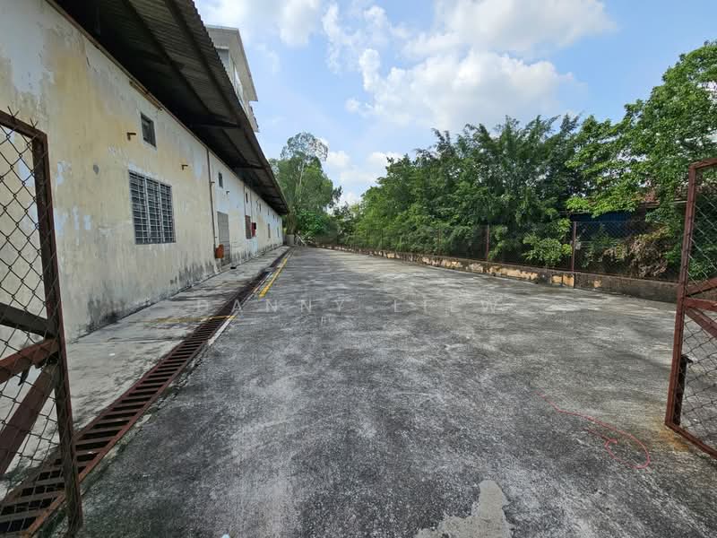 Factory for Rent in Seksyen 13 (Petaling Jaya) - Danny Liew - Exterior - PropertyGuru.com.my