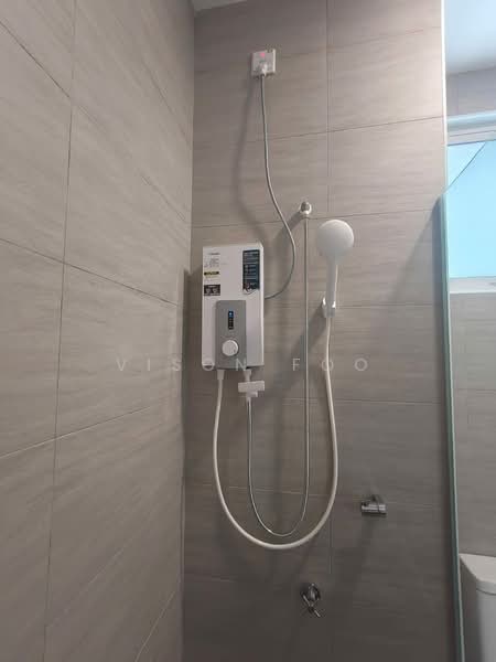 Servis Apartment untuk Disewa di THE SENAI GARDEN (PANGSAPURI IMPIAN SENAI) - Vison Foo - Bathroom - PropertyGuru.com.my