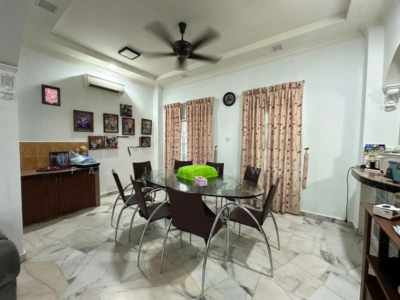 Rumah Banglo untuk Dijual di Bandar Tasik Puteri (Rawang) - Fauziah Nawawi - Dining Room - PropertyGuru.com.my