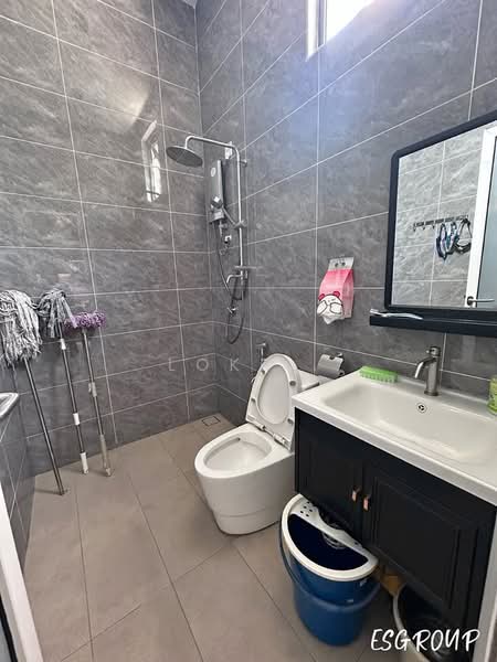 Semi-Detached House for Sale in Setia Alam (Selangor) - Loke . - Bathroom - PropertyGuru.com.my