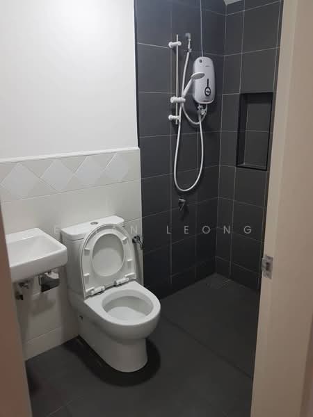 2-storey Terraced House for Rent in Eco Majestic (Semenyih) - Ethan Leong - Bathroom - PropertyGuru.com.my