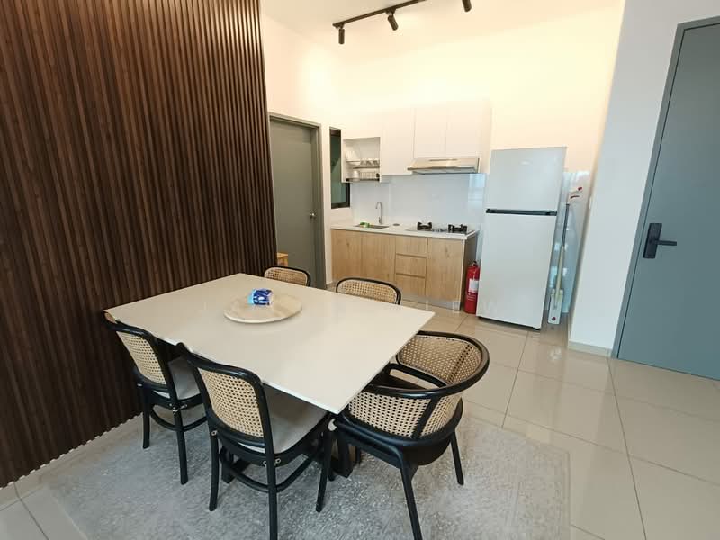 Servis Apartment untuk Disewa di Parkland Residence - Jason Liew - Dining Room - PropertyGuru.com.my