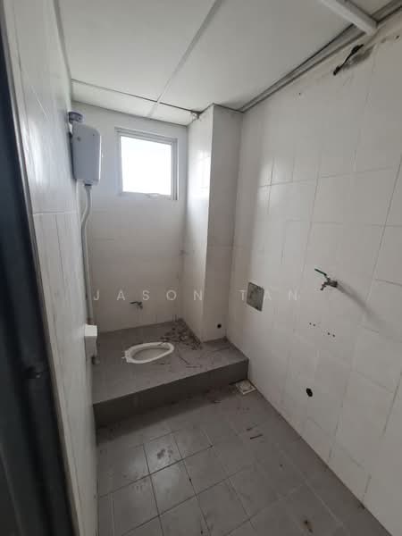 Shop for Rent in Taman Puncak Jalil (Seri Kembangan) - Jason Tan - Bathroom - PropertyGuru.com.my